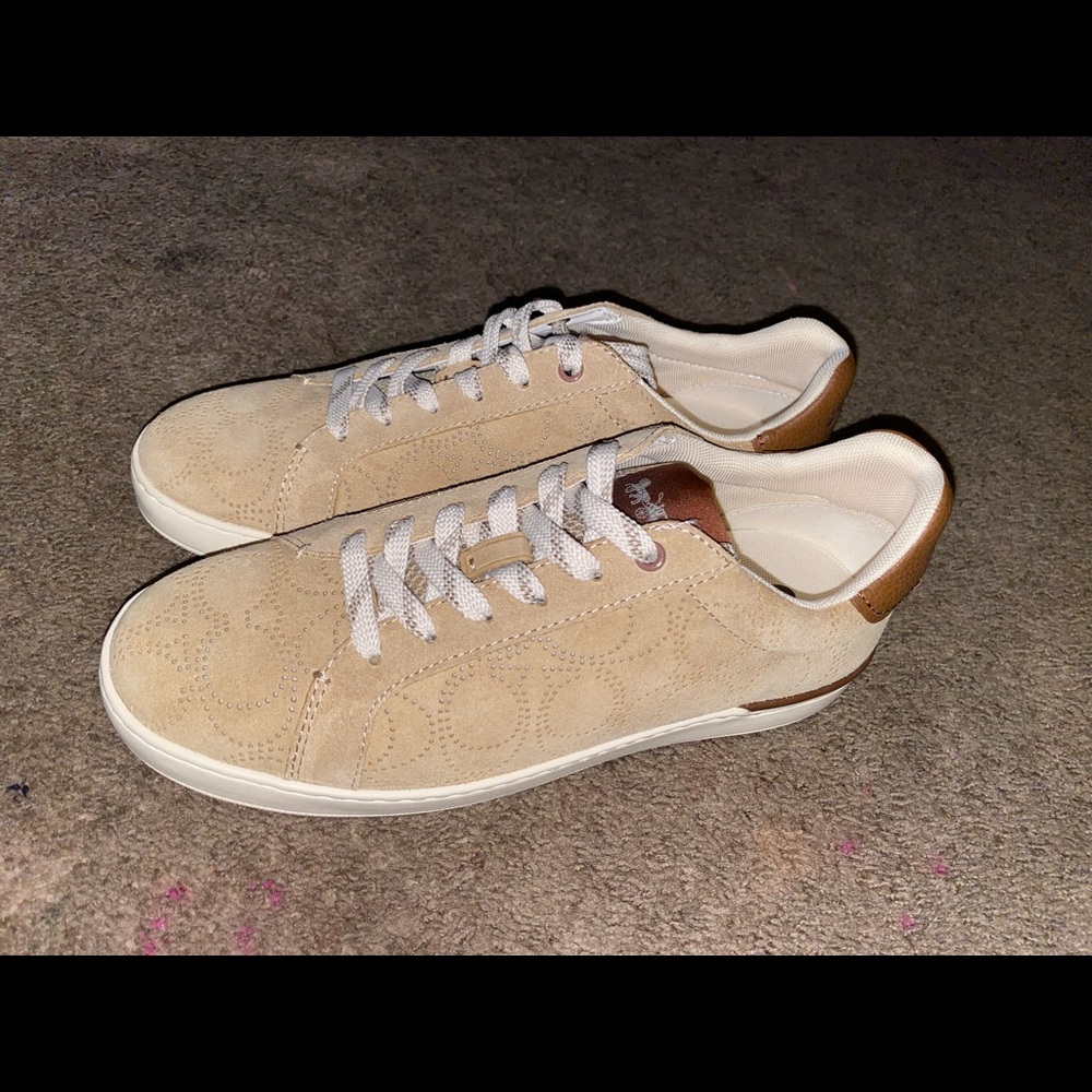 Coach shoes size us 7.5d